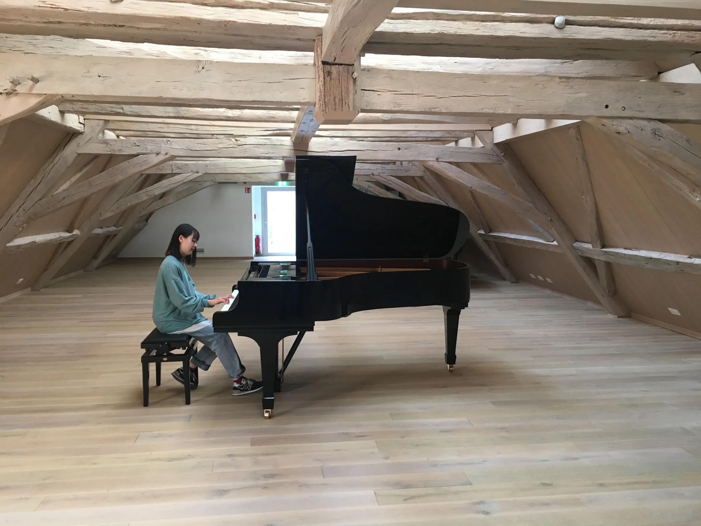 小嶋葵 ピアノ伴奏 練習の様子